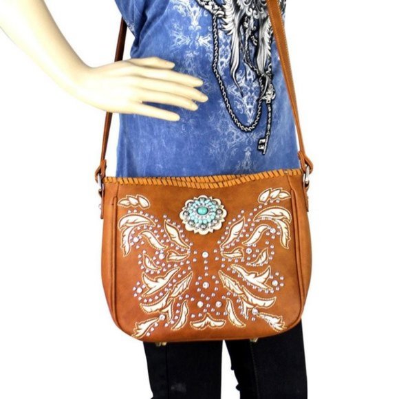 Montana West Handbags - Montana West Concho Collection Crossbody